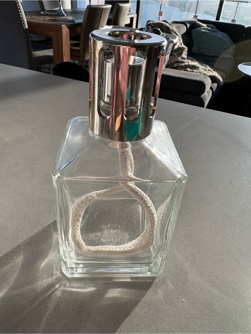 Lampe Berger lamp like new,clear and silver cap